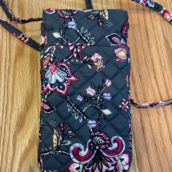 NWT Vera Bradley Carson Cellphone Crossbody Bag in Felicity Paisley - Picture 6 of 11